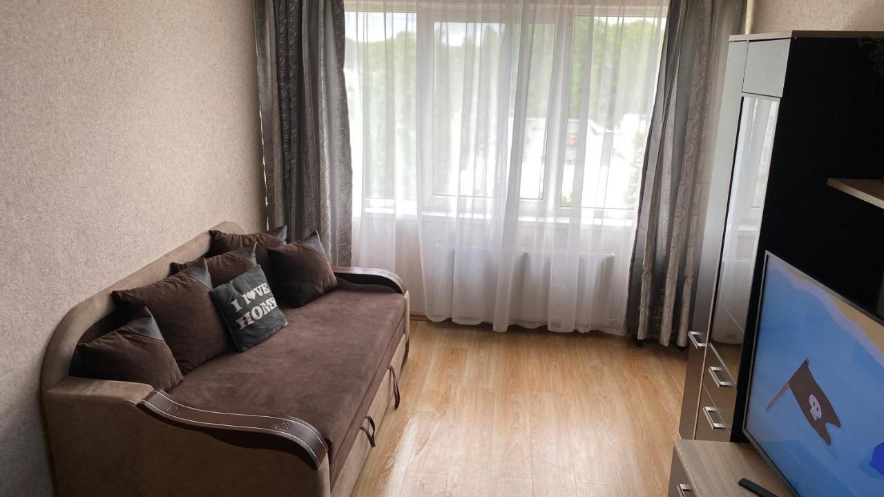 Ferienwohnung Happy Guest Apartament Jūrkalne Exterior foto